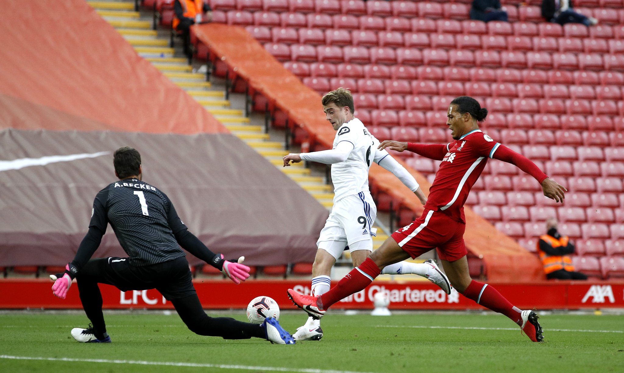 作与不懈努 作与不懈努